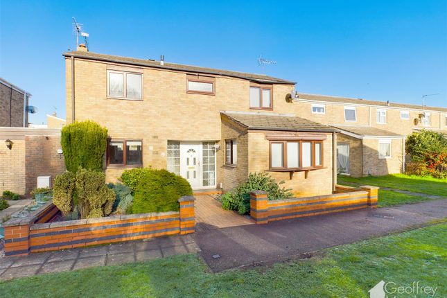 Thumbnail End terrace house for sale in Lingfield Road, Stevenage
