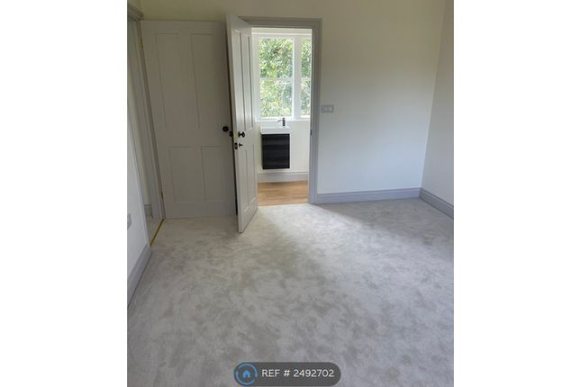 Ensuite Bed 3