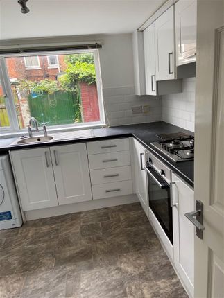 Shared accommodation to rent in Haworth Street, Hull