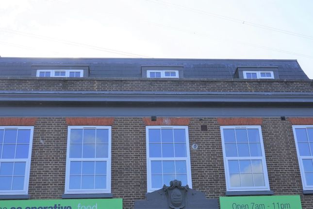 Flat 5, Tulip Court, New Malden photo 5
