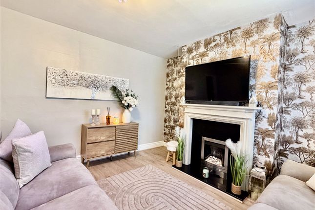 12, Norfolk Avenue, Greater Manchester photo 3