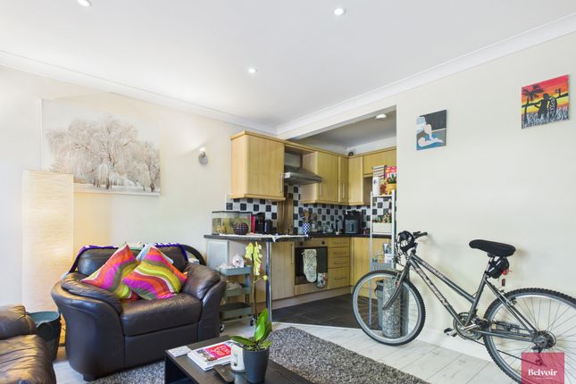 Apartment 1, Irvine Court, Swansea photo 4