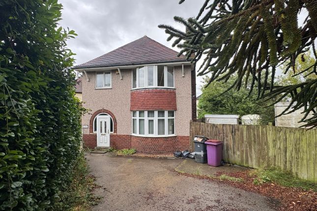 3-bed detached on 168, Station New Road, Chesterfield, £170,000