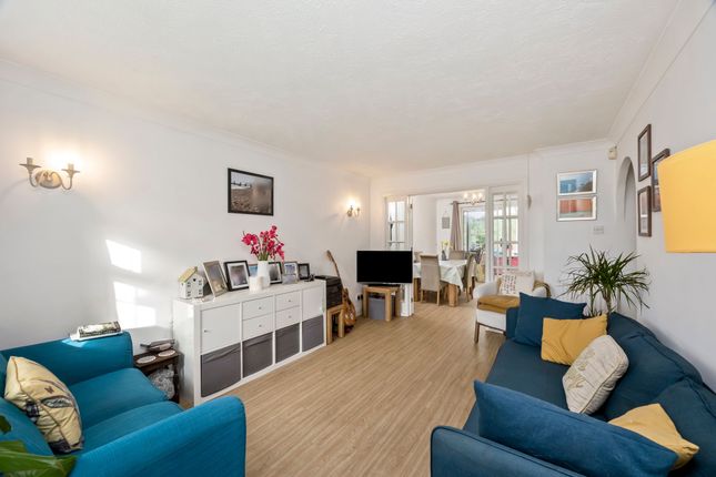 16 Abbey Road, Steyning photo 4