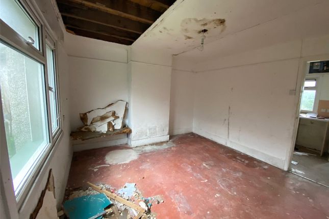 10, Chywoone Place, Penzance photo 3