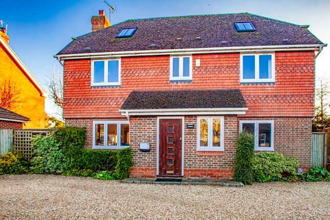 Detached house for sale in Cobbetts, North Moreton