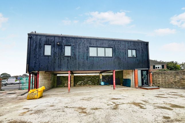 4, Dukes Mews, Hythe photo 2
