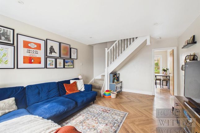 29, Longacre Close, St. Leonards-On-Sea photo 3