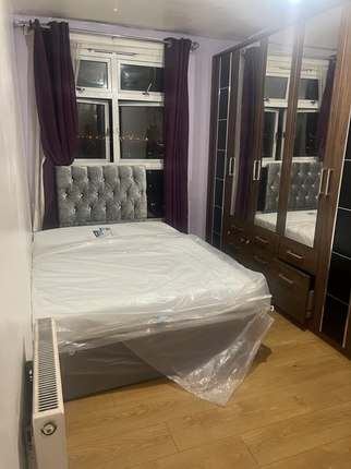 Room to rent in Gayton House, Chiltern Road, Bow, London