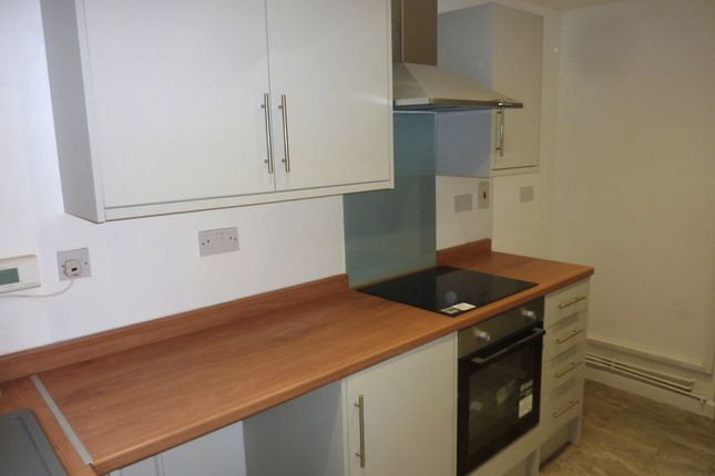 10, Moriah Street, Treharris photo 5