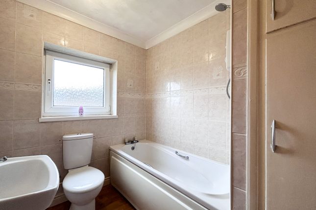 Semi-detached house for sale in Milton Road, Scunthorpe