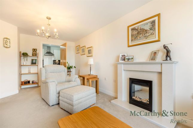 36  Flora Grange, Uppergate Road, Sheffield photo 4