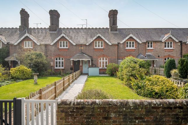2-bed house on High Street, Amersham, £500,000