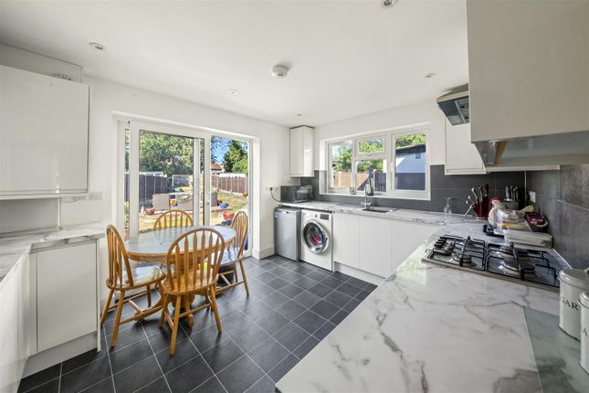 100, Collingwood Road, Uxbridge photo 2