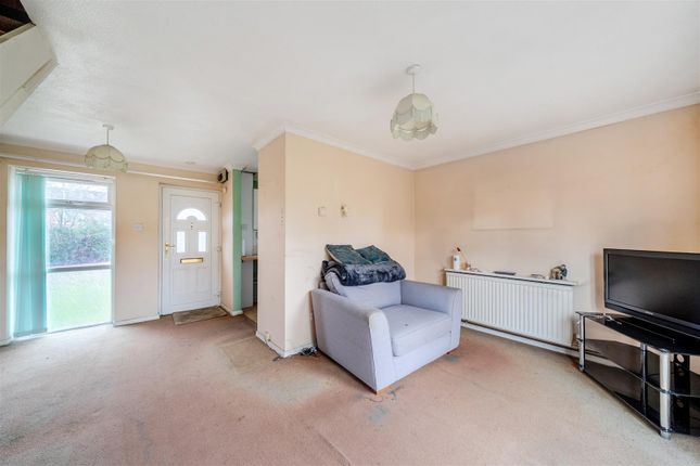 3, Venus Close, Wokingham photo 3