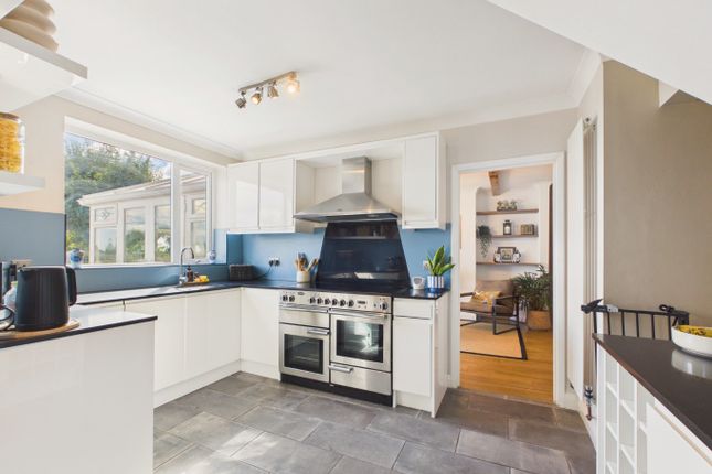 The Shire Cottage, 6 Old School Lane, Rise photo 3