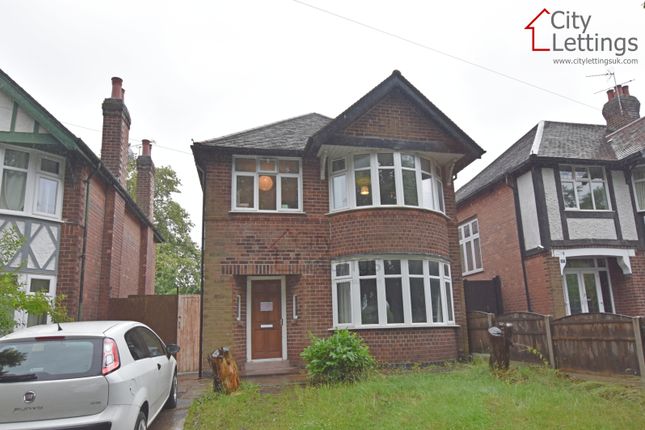 Detached house to rent in Russell Drive, Wollaton, Nottingham