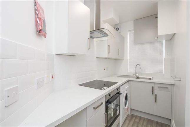 Thumbnail Studio to rent in Vincent Court, Bell Lane, Hendon