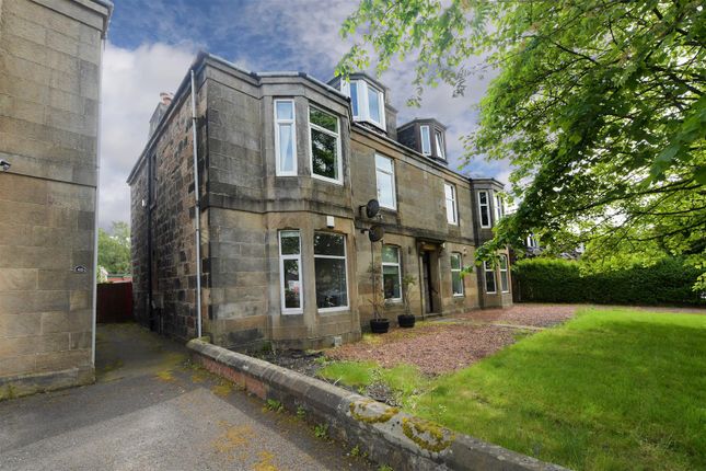Flat for sale in Greenock Road, Paisley