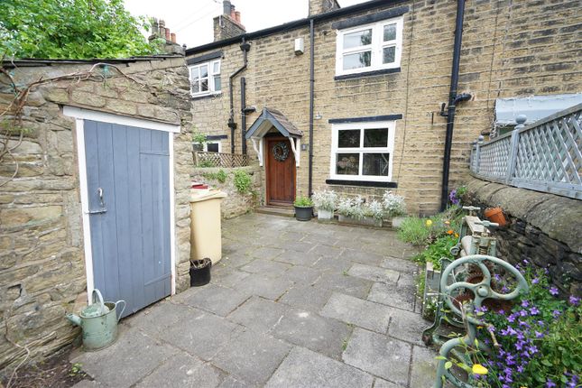 Cottage to rent in George Street, Horwich, Bolton