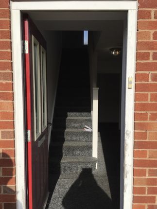17, Imperial Way, Manchester photo 3