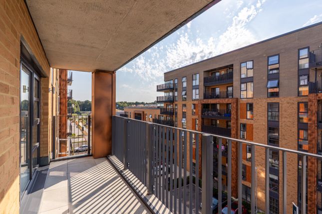 Flat 27, Estella Heights, Northfleet photo 5