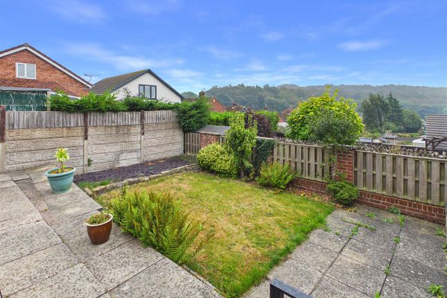 30, Ferndale Road, Dronfield photo 2