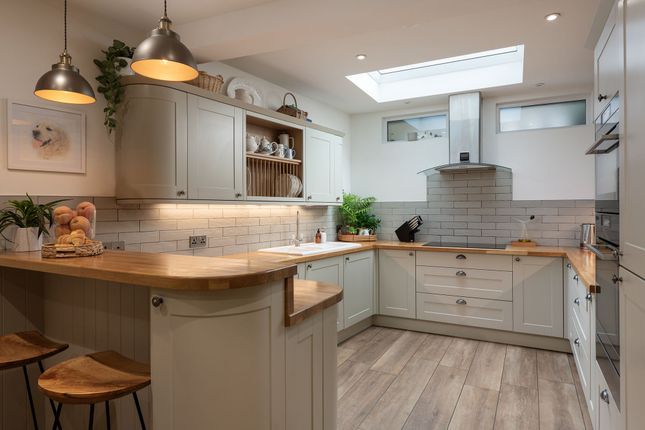 1 Waterhead Terrace Brixham Road, Dartmouth photo 2