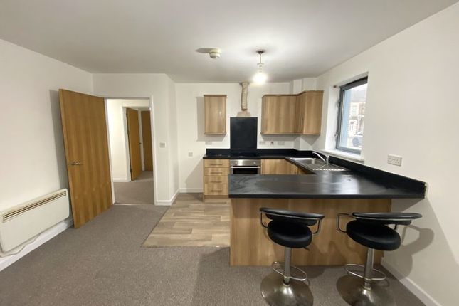 F4, St Stephens Court,, Pottery Terrace, Newport photo 2