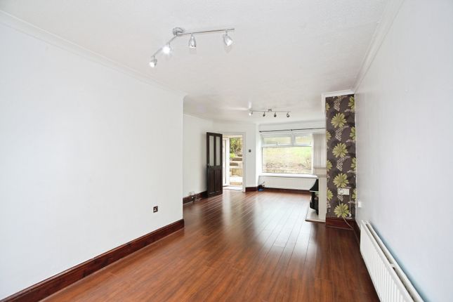 11, Fir Tree Drive, Treeharris photo 4