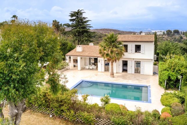 Property Villeneuve-Loubet : 28 houses for sale