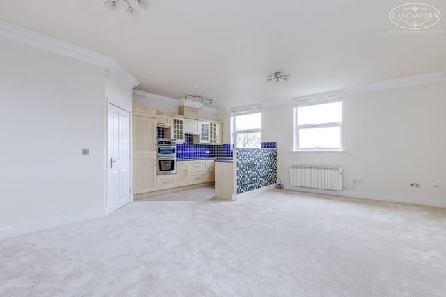 15, Neilston Rise, Bolton photo 2