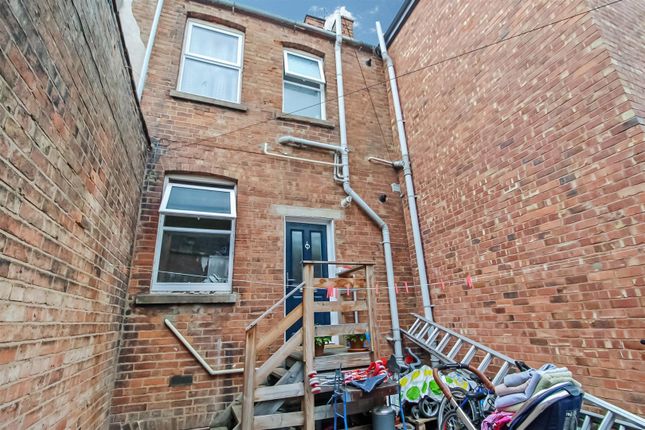 Thumbnail Flat for sale in High Street, Leamington Spa