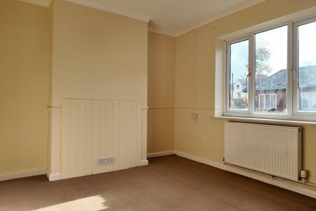 Hampton Gardens, Leominster photo 3