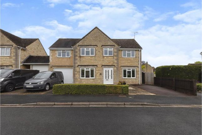 5 bed detached house for sale in Alexander Drive, Cirencester GL7