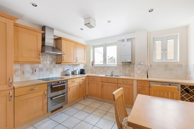 Flat for sale in Lady Aylesford Avenue, Stanmore