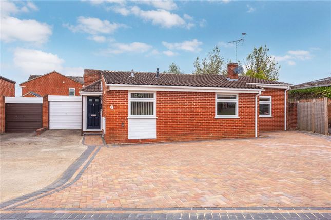 Bungalow for sale in Hurst Park Road, Twyford, Reading, Berkshire