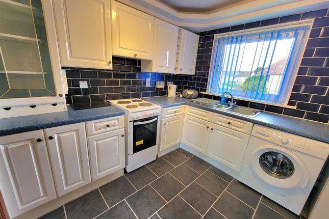 11, Oswald Court, Kirkcaldy photo 4