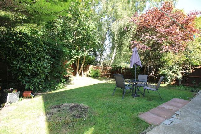 4 Bed Detached House For Sale In Sedgefield Close Worth Crawley