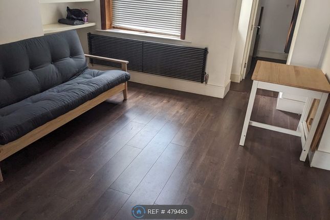 Thumbnail Flat to rent in London, London