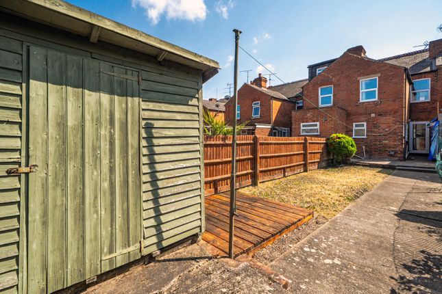 84, Sherwood Street, Berkshire photo 4