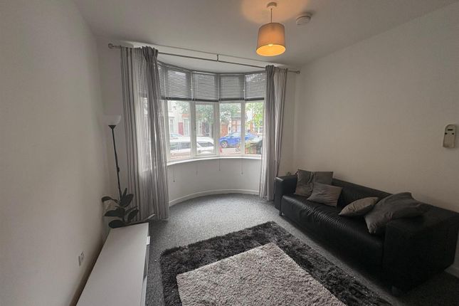 11, Sweetbriar Road, Leicester photo 2