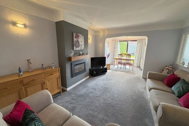 38, Lancing Drive, Aintree photo 2