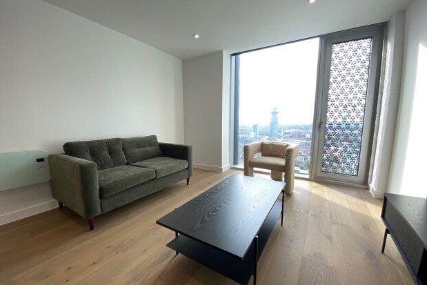 Thumbnail Flat to rent in Great Bridgewater Street, Manchester