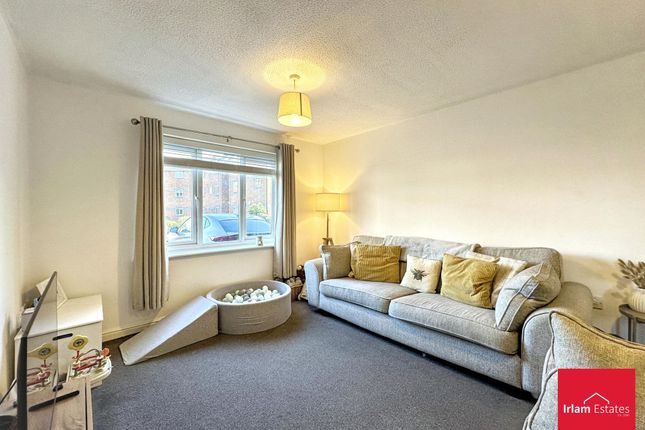 48 Rixtonleys Drive, Manchester photo 2