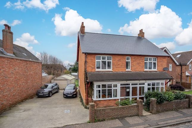 4-bed detached on 44, Guilden Road, Chichester, £575,000