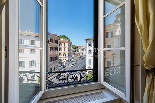Apartment for sale in Via Del Quirinale, Roma, Lazio