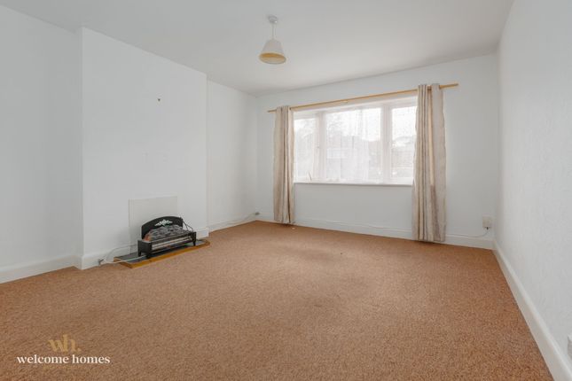 15 Waltham Road, Bournemouth photo 3