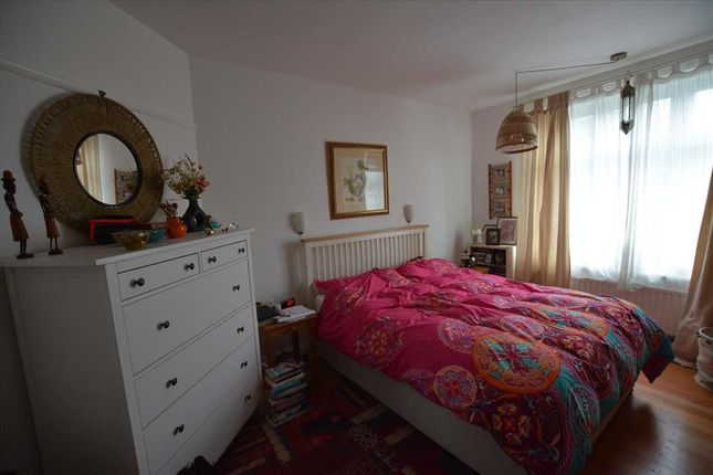 Mountaire Court, Kingsbury photo 3