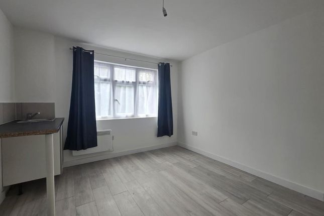 150, Welbeck Road, Harrow photo 5